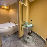 아파트 Penshouse
