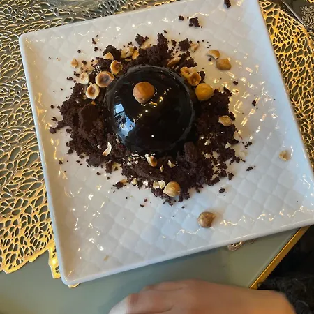 아파트 Penshouse *