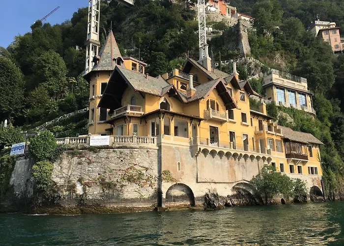 Lägenhet Penshouse Lecco